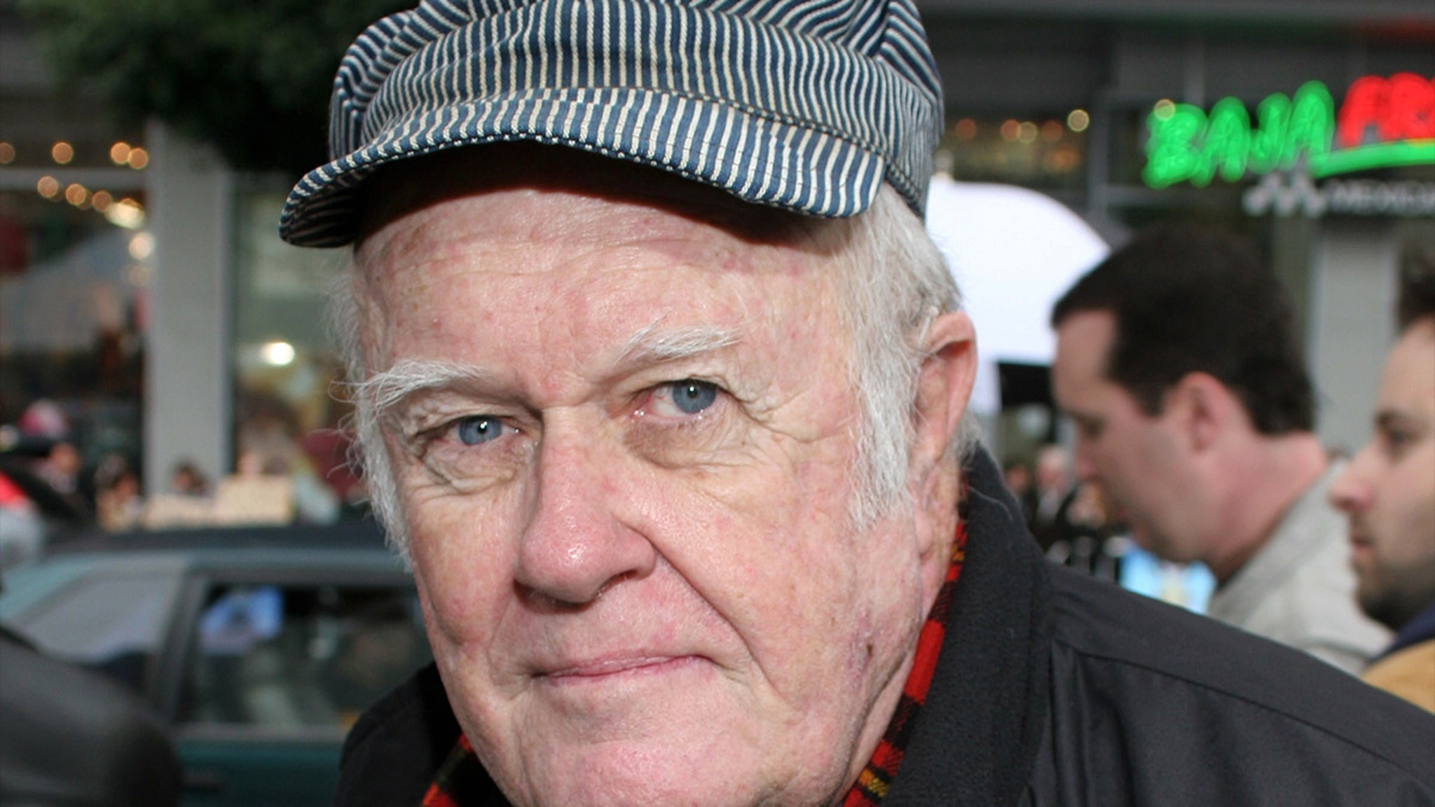 'Christmas With the Kranks' Star M. Emmet Walsh Dead at 88