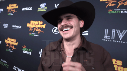 020826_tucker_wetmore_kal