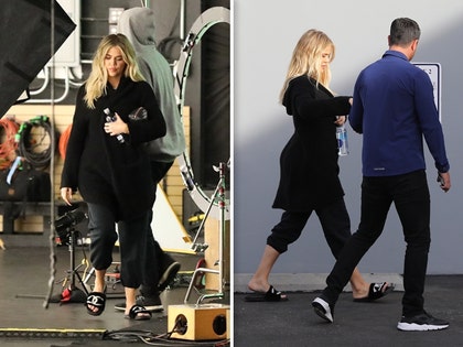 1114-khloe-kardashian-backgrid-03