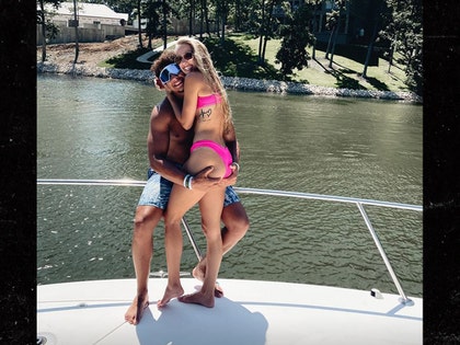 Patrick Mahomes & Travis Kelce Boat Party In Lake Tahoe, GFs Twerk & Chug  Beer!