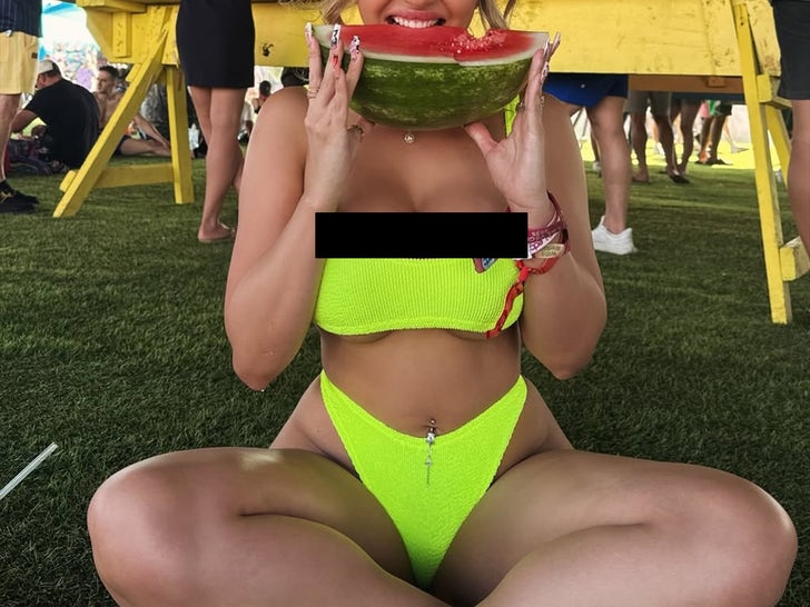 Fruit-Lovin' Celebs