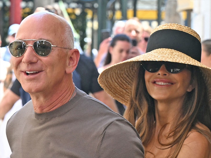 Newlyweds Jeff & Lauren Step Out Post-Wedding