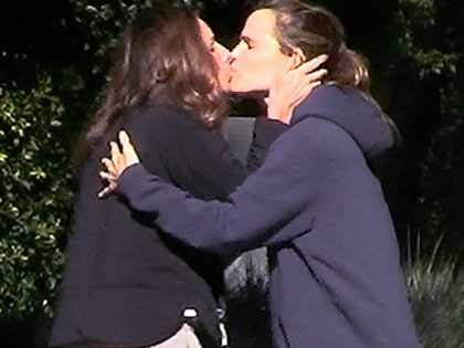 Jennifer Garner Locks Lips With Gal Pal X17