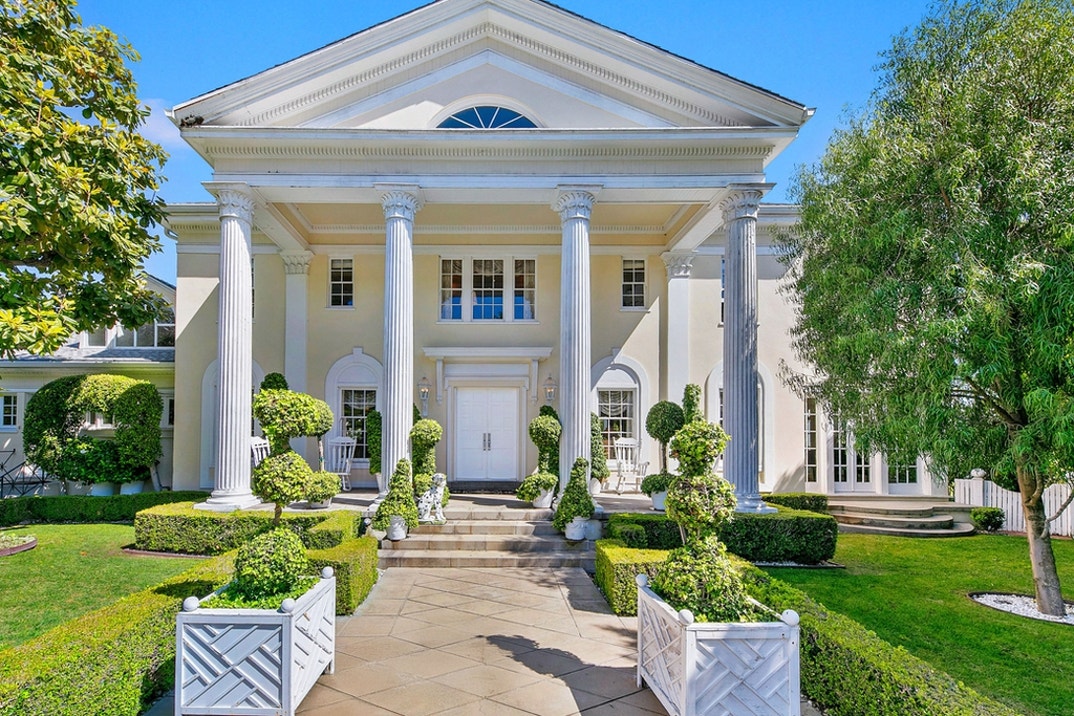 Richard Simmons Home Sale 0