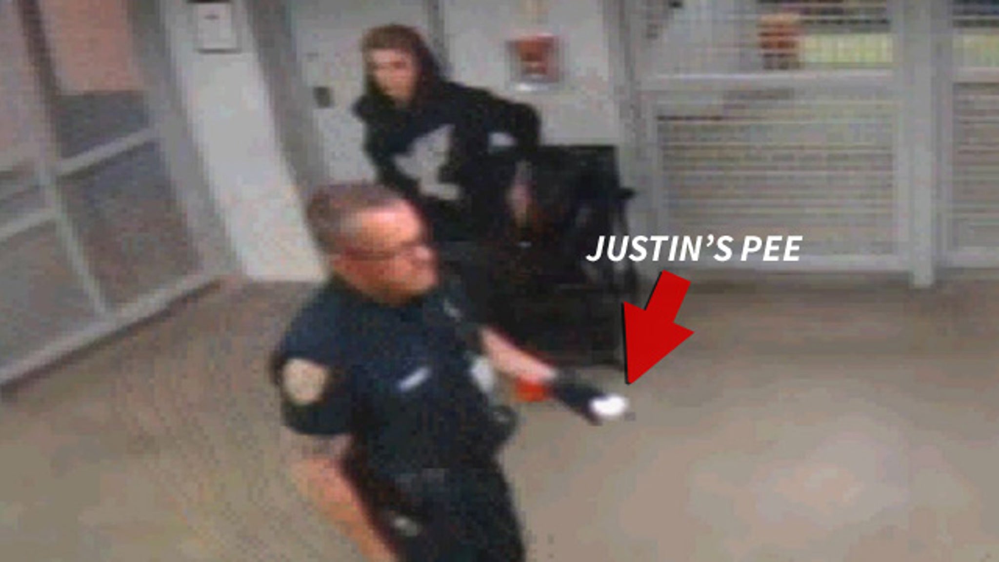 Justin Bieber Peeing Behind Bars &ndash; Jail&#039;s Got More Cameras Than &#039;Big