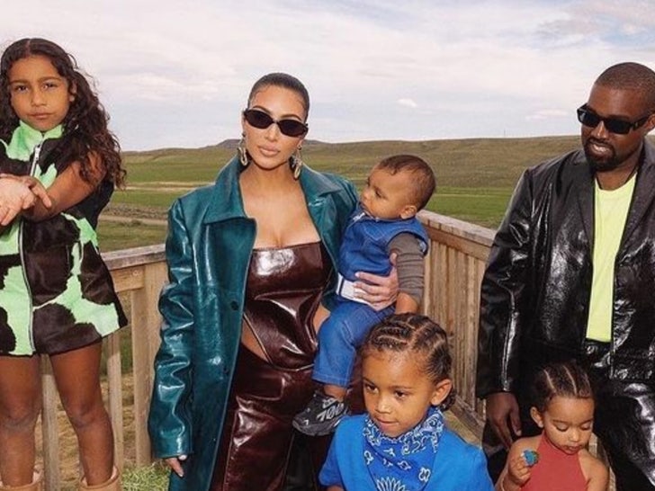 Kim Kardashian ve Çocuklar