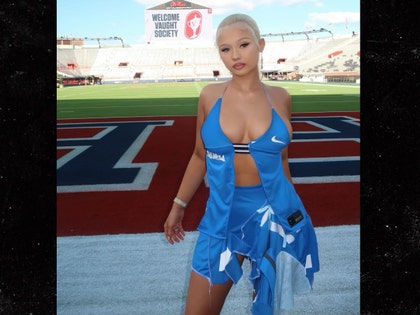 alabama barker insta 5