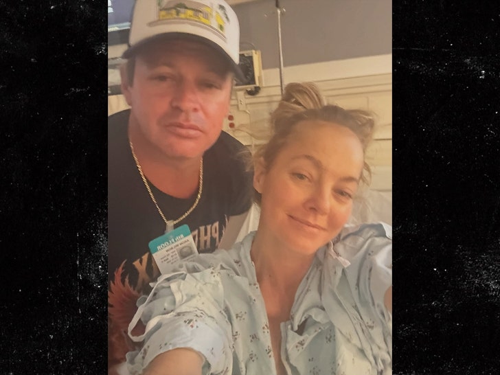 Bijou Phillips hospital insta 1