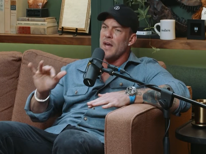 072726 alan ritchson prim