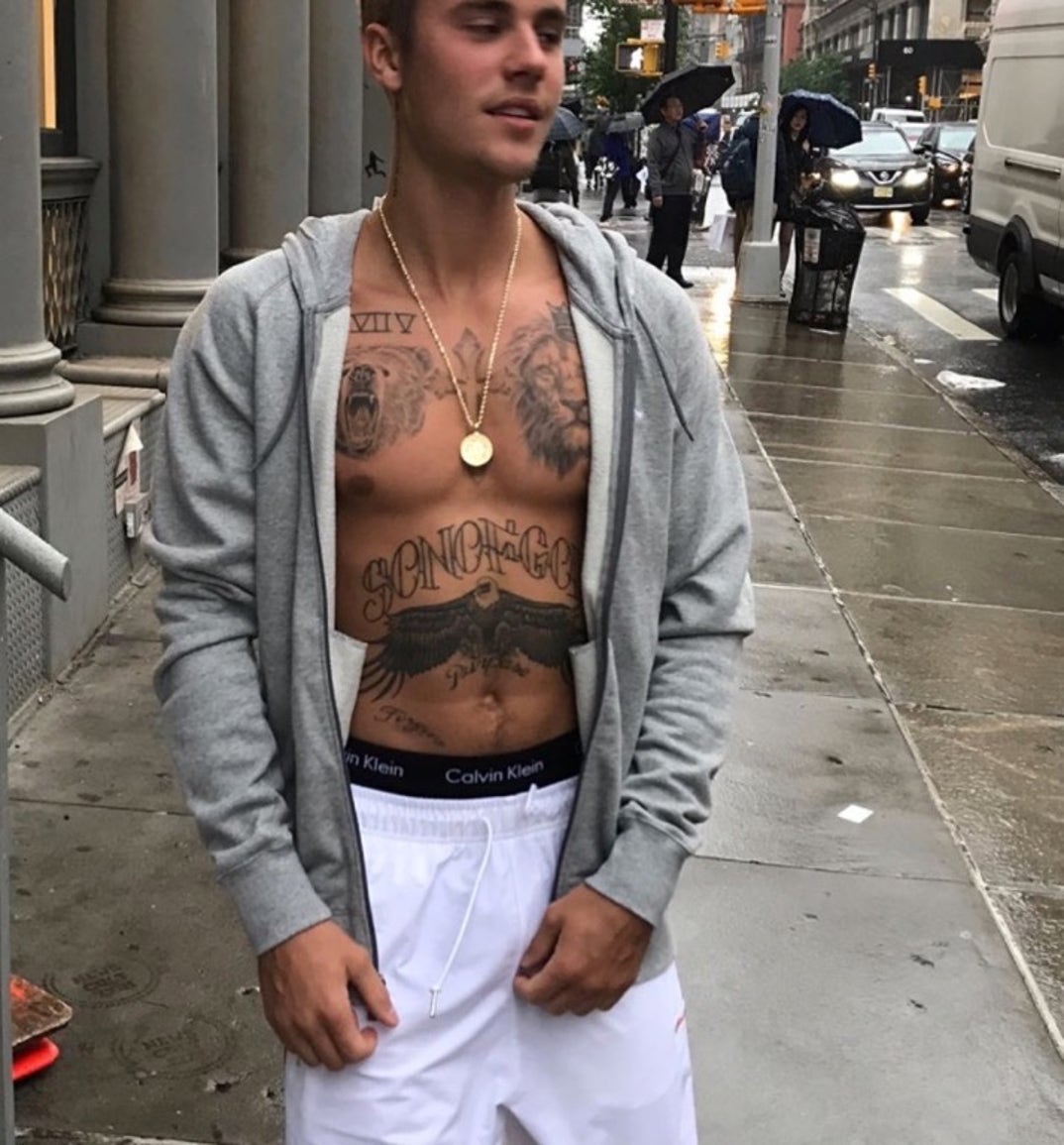 justin bieber shirless photos 02