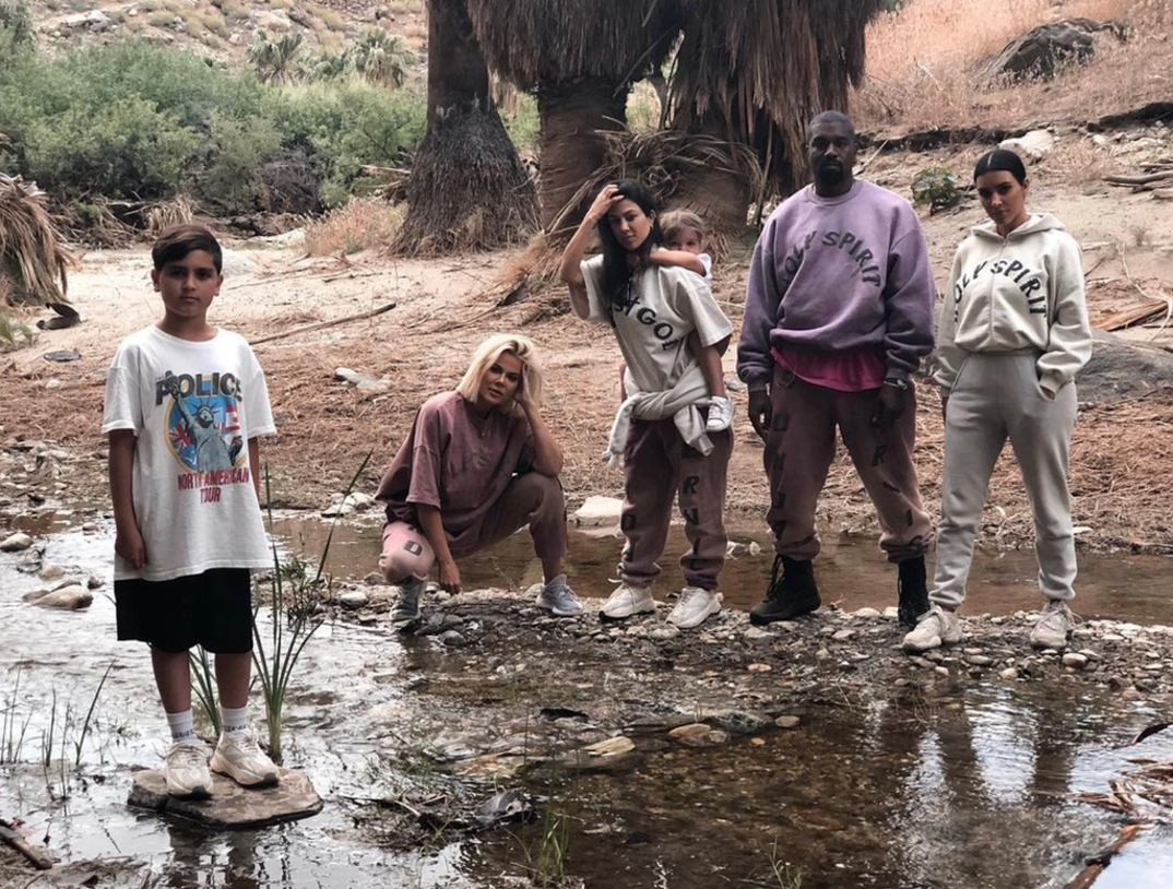 kardashian-family-insta-photos1