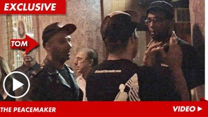 Tom Morello -- Breaks Up Screaming Match After Rock Show