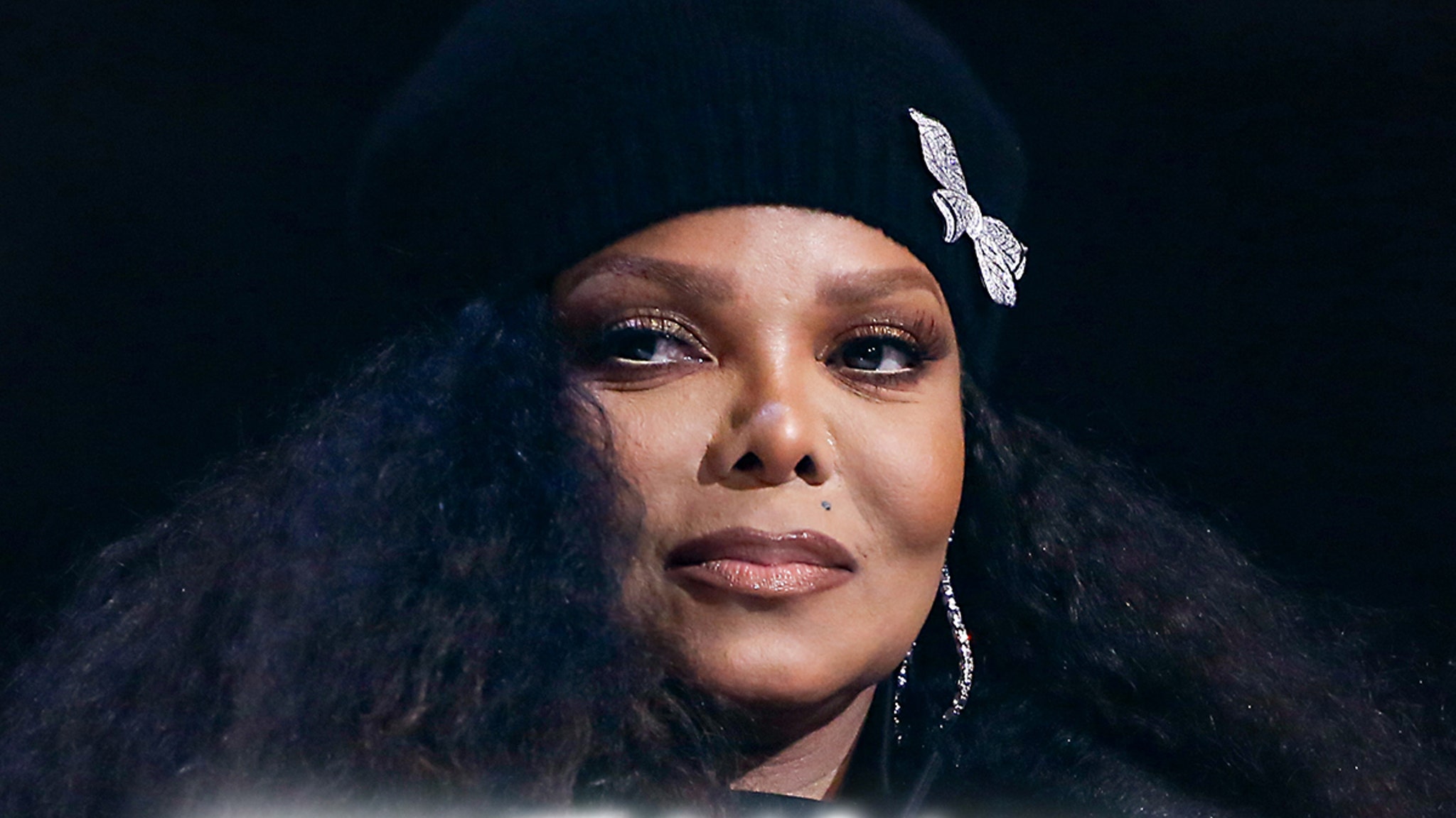 Janet Jackson loses audio at Essence Fest, ends weekend in trouble