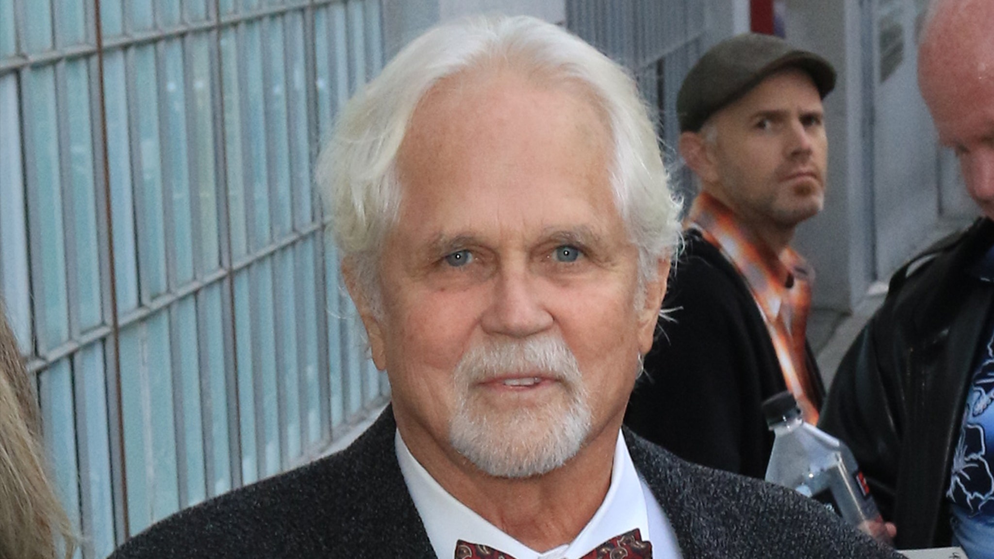 'Leave it to Beaver' Star Tony Dow Dead at 77