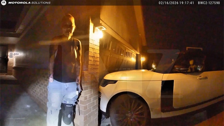 kim-scott-policías-para-llamar-24-02-2026