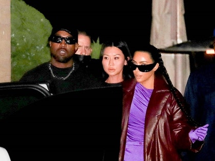 Kim Kardashian Nobu Photos 9