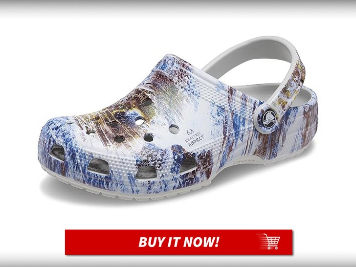 Crocs-Unisex-Adult-Classic-Realtree-Clog-Prime-Day-Post-Sale-Shoe-Deals-MAIN