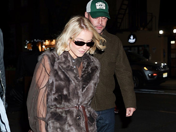 Sydney Sweeney With Scooter Braun Just Days After Meeting Up With Ex-Fiancé