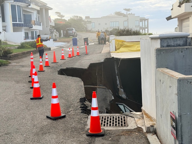 Nicolas Cage Sinkhole 3