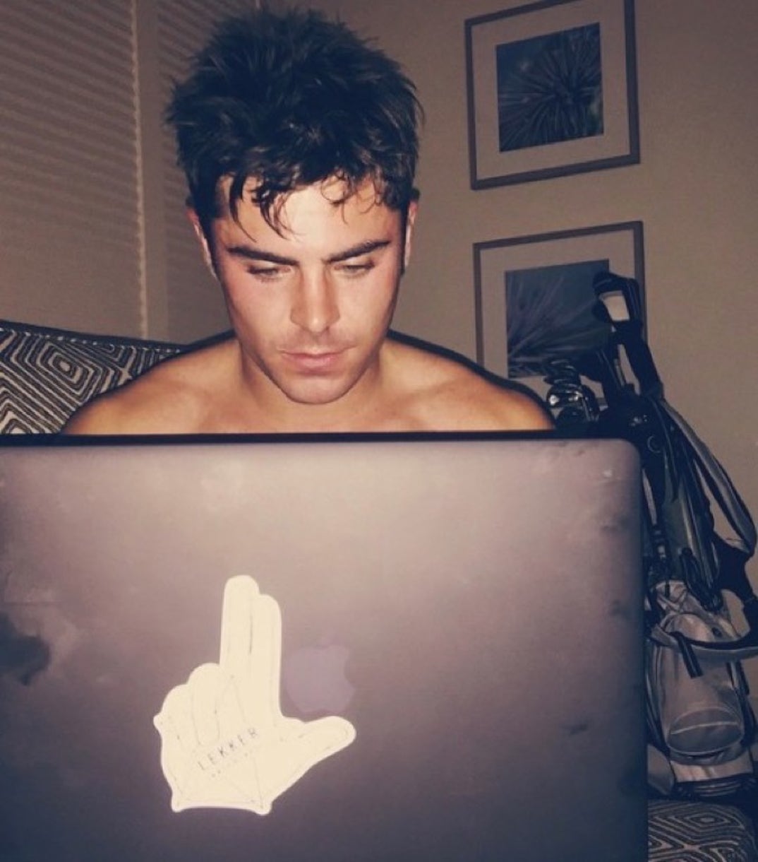 0417_zac_efron_hot_10
