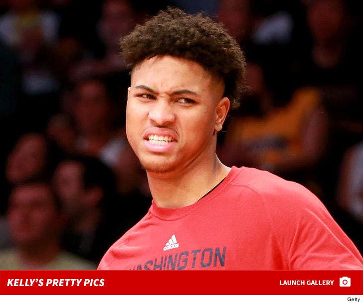 Kelly Oubre's Pretty Pics