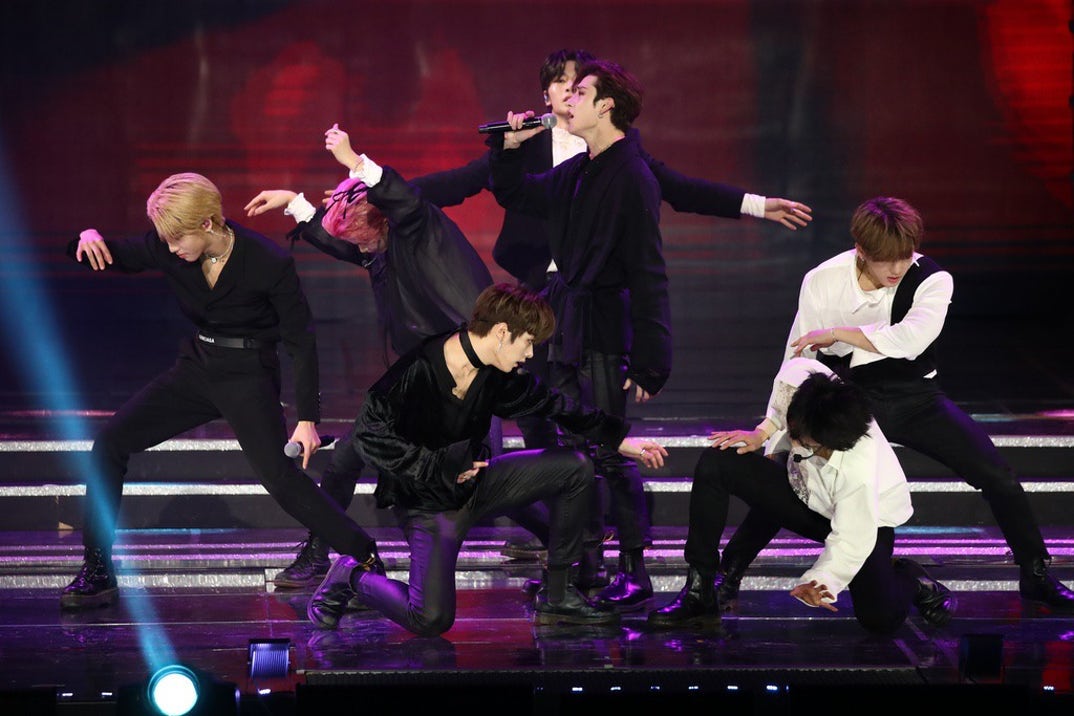 Stray Kids Performance Photos 2