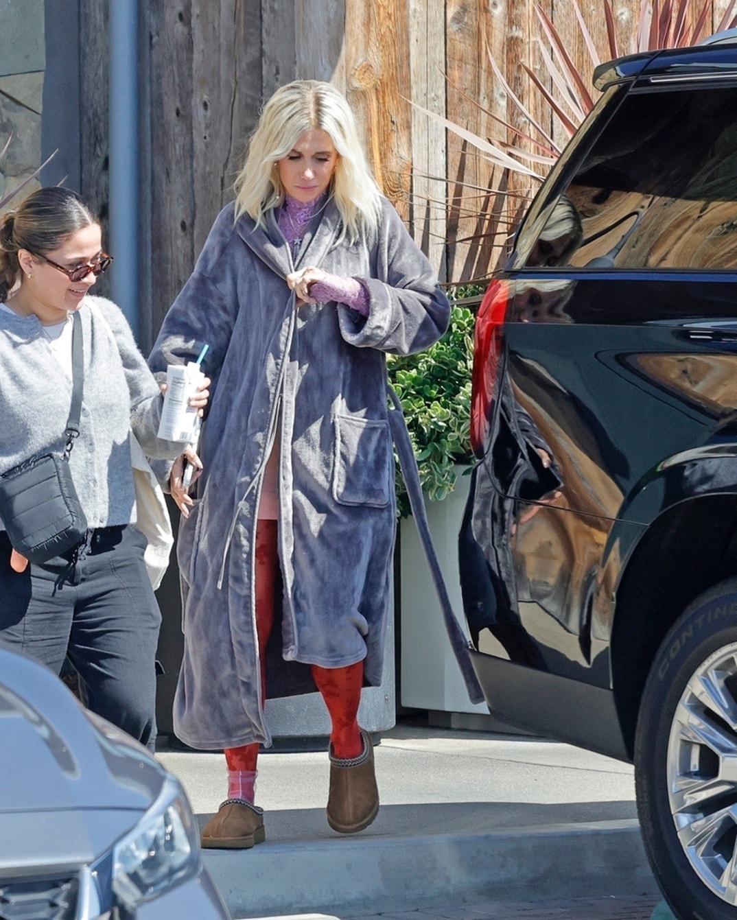 Jonah Hill and Kristen Wiig Playing Rich Twins 4