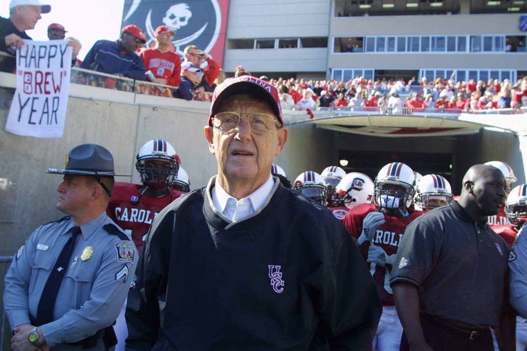 Lou Holtz Remembering 0