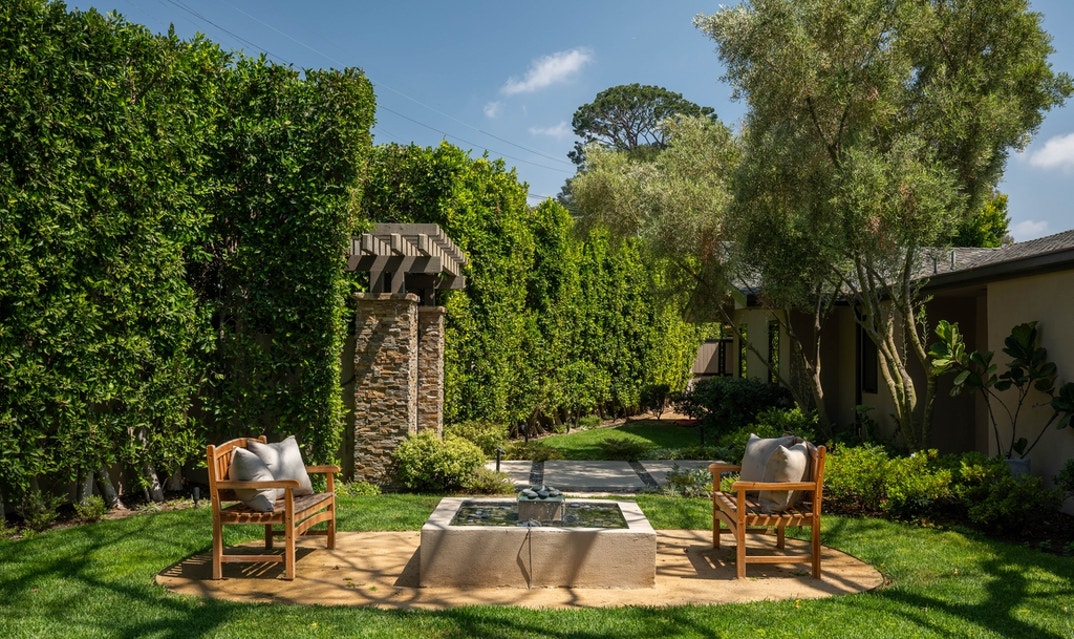 Chris Evans Hollywood Home New Pics 4