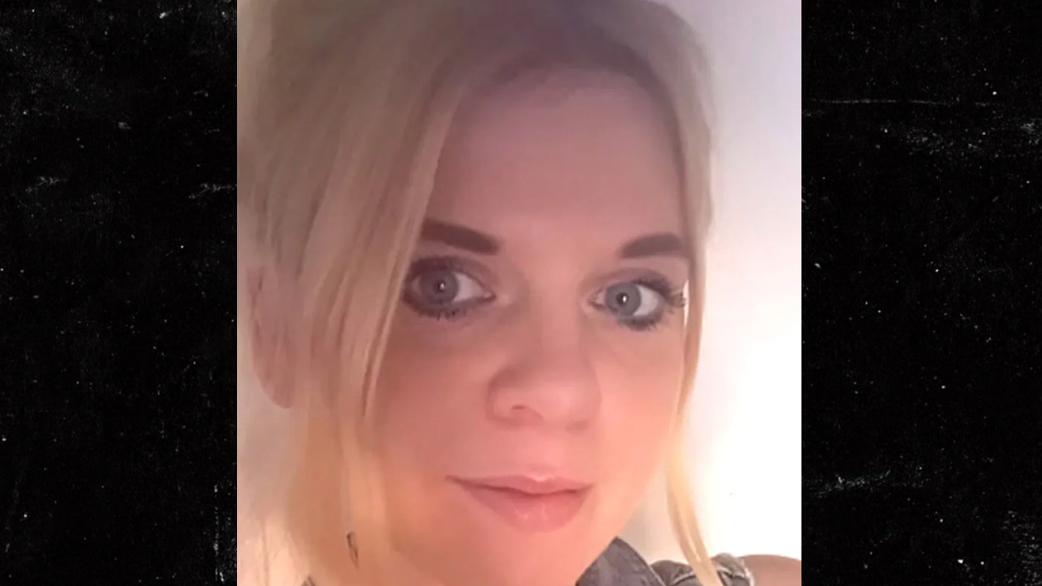 Pregnant Woman Found Dead in Burning Van, Still Alive When It Was Set on Fire