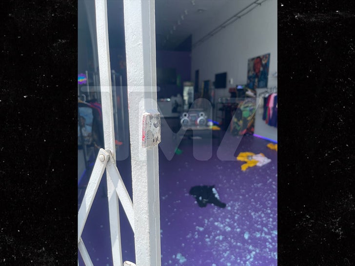 0707-Soulja-Boy-Store-Damage-SUB-1