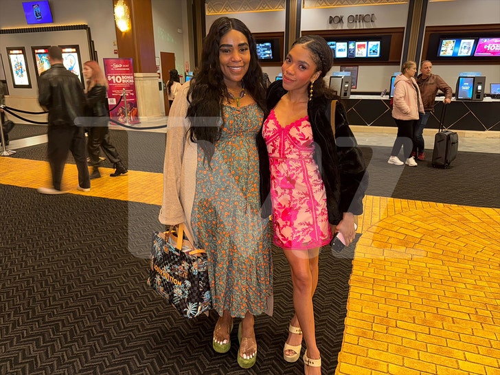 Teala Dunn & her mom wicked tmz sub 2