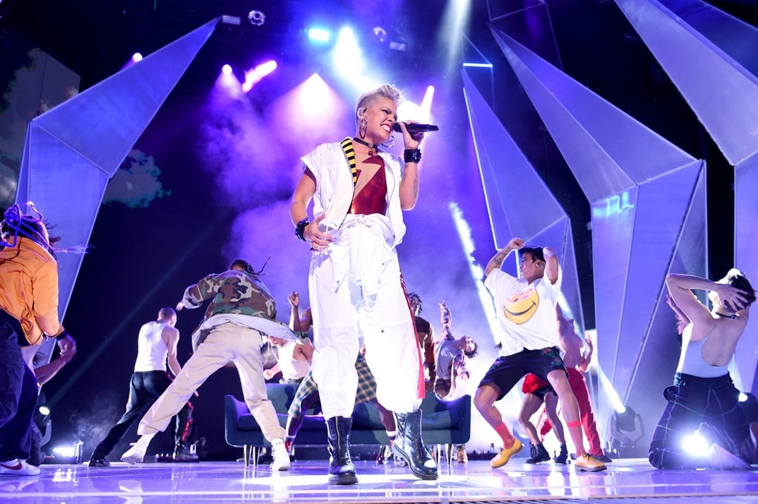 0627 Pink Performance Pics 5