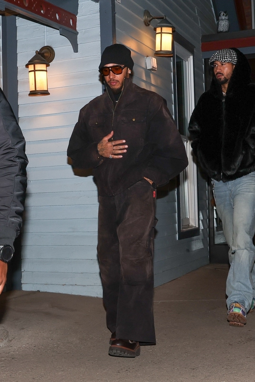 Celebs leaving Matsuhisa10