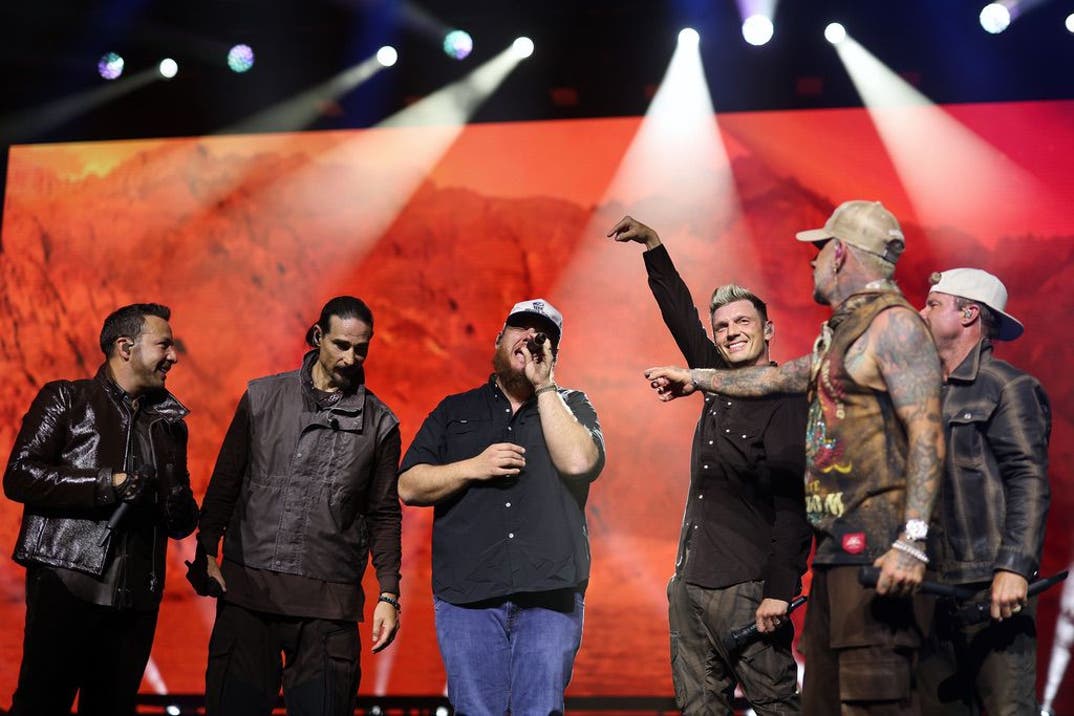 Luke Combs closed out the annual music festival by surprising fans with a special appearance from the Backstreet Boys in 2025.