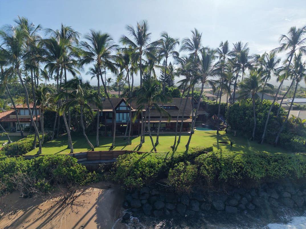 Jim Carrey Maui Mansion 5