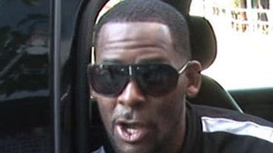 Cops Confront R. Kelly at Trump Tower to Check on 2 Women Allegedly Being Held Hostage