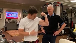 Mark Wahlberg Accepts Dr. Oz Push-Up Challenge with a Twist