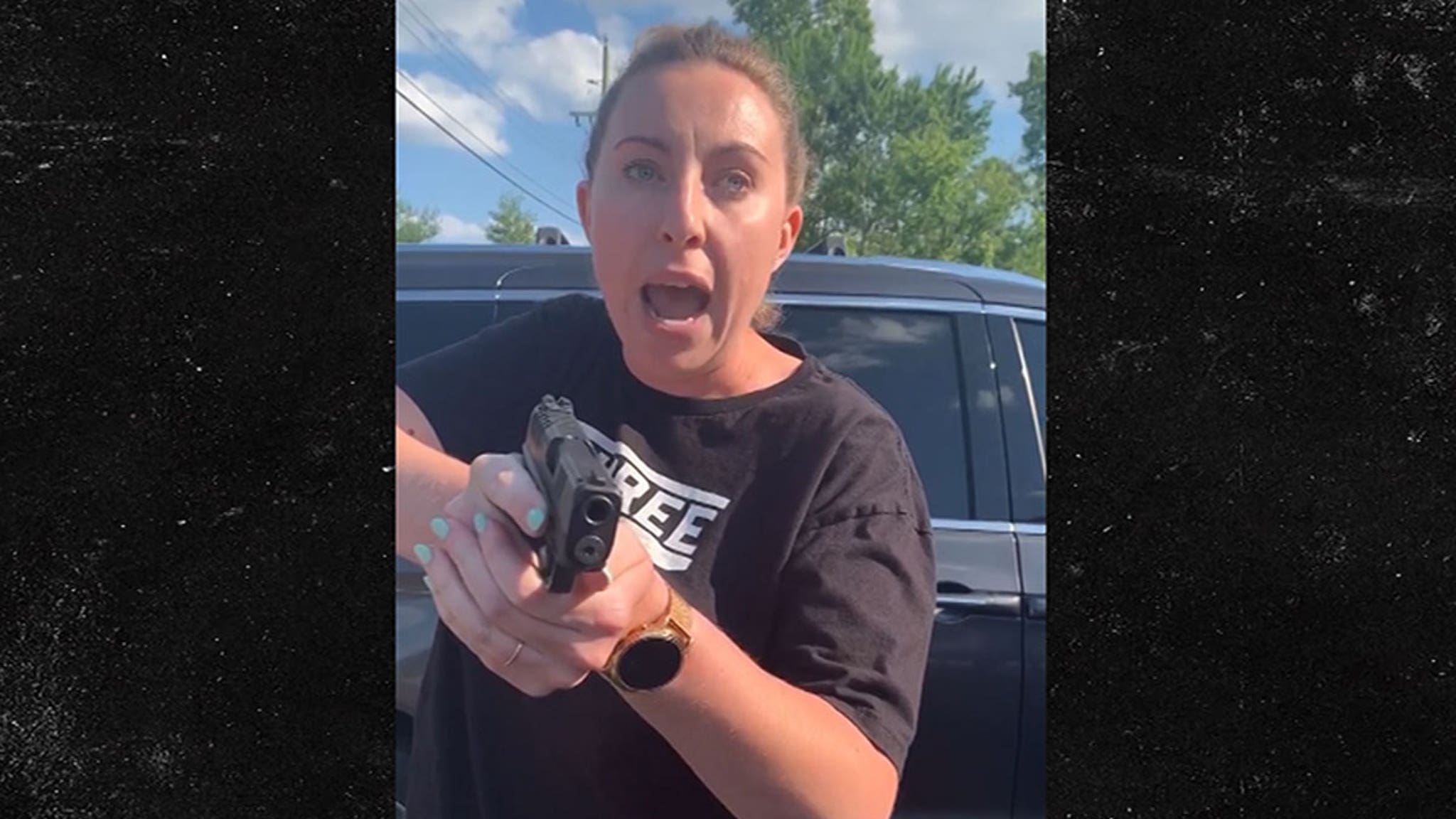 white woman pulls gun on black family in mall