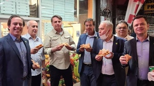 Brazil President Eats on NYC Street Because He's Unvaccinated, Gets UN Pass