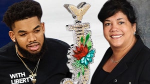Karl-Anthony Towns Gets $16K Pendant Honoring Mom For 26th Birthday