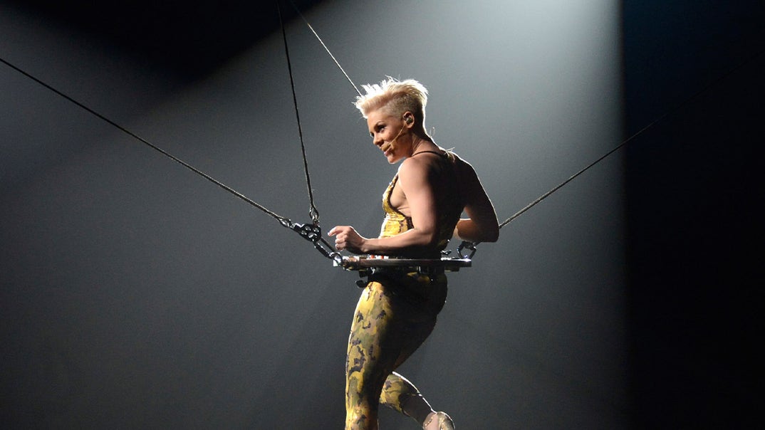 0627-Pink-Performance-Pics-PRMIARY-