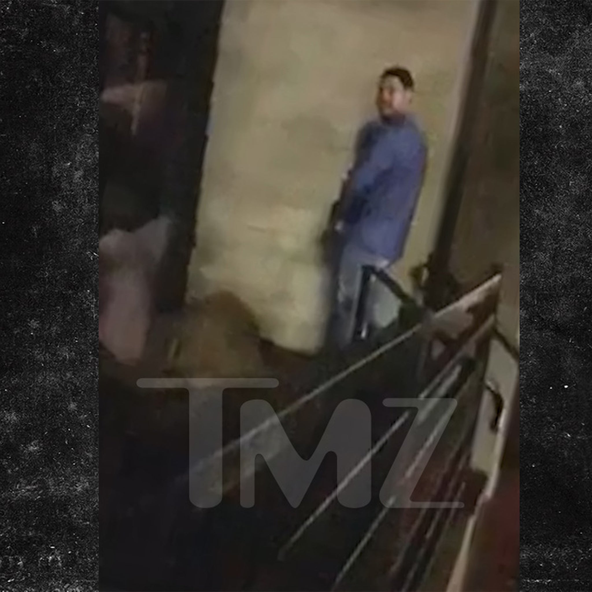 Teen Mom 2 Star Jeremy Calvert Insists He Didnt Pee on Homeless photo