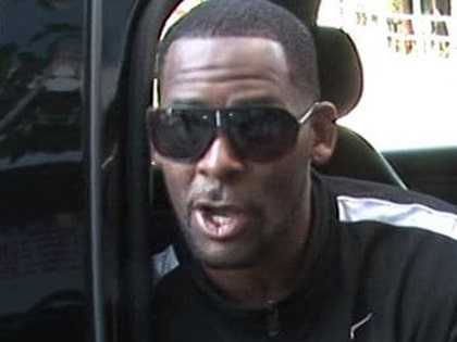 0111_r-kelly-tmz-2