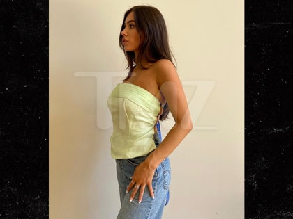 bianca-censori-tmz-3