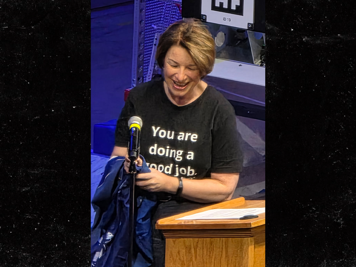 Folheto de Amy Klobuchar sem crédito 1