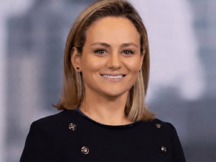 Lorna Hajdini 2