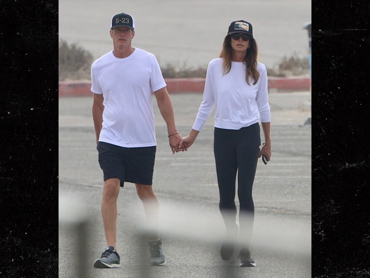 rande-gerber-cindy-crawford-backgrid-1