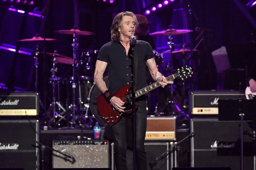 Rick Springfield Performance Pics 9