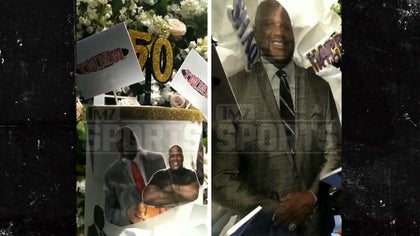 033122-shaq-birthday-cake-kal